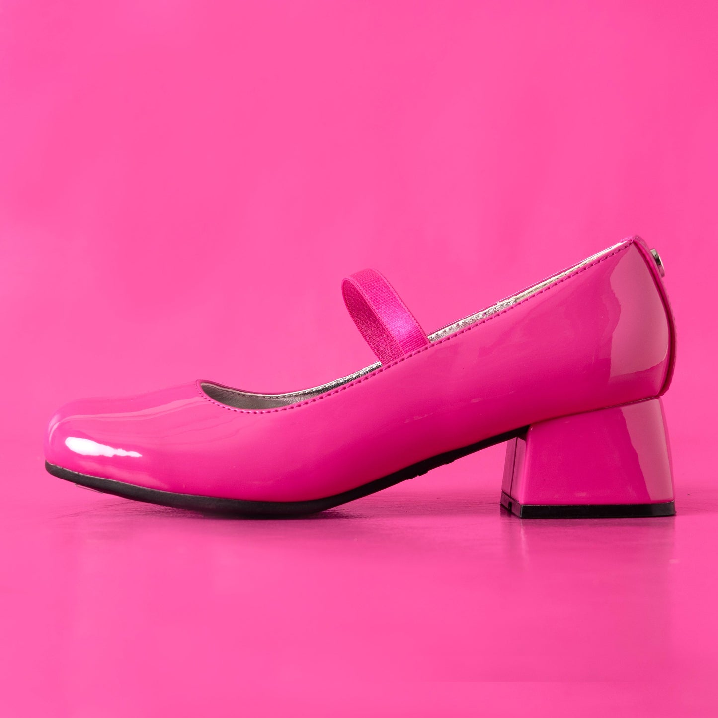 Girls Tevi Black Patent Elastic Strap Dress Shoes | Nina Shoes
